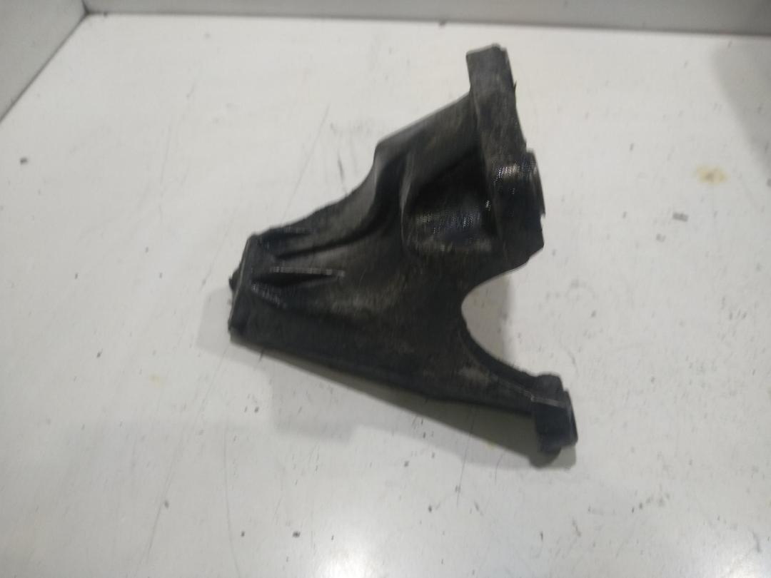 кронштейн двигателя Audi A4 B6 2003, 2.5 л., дизель, МКПП, синий, универсал, 8E0199308J