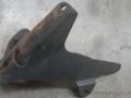 кронштейн (крепление) Mercedes-Benz Atego 1 поколение 2005, 6.4 л., дизель, АКПП, чёрный, 9705253339 - фото №2