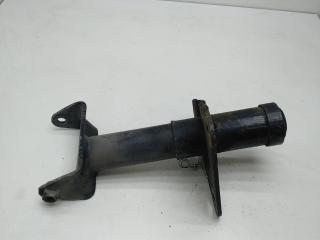 кронштейн (крепление) Volkswagen Passat B5 1998, 1.8 л., бензин, МКПП, красный, универсал, 3B0807133A