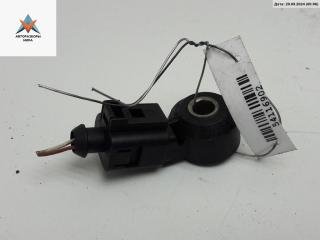 датчик детонации Volkswagen Golf 5 поколение 2005, 1.6 л., бензин, МКПП, серый, хетчбэк 5 дв.