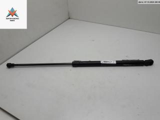 амортизатор крышки багажника (3-5 двери) Volkswagen Passat B5 [рестайлинг] 2002, 2.0 л., бензин, МКПП, синий, универсал, 1J6827550C