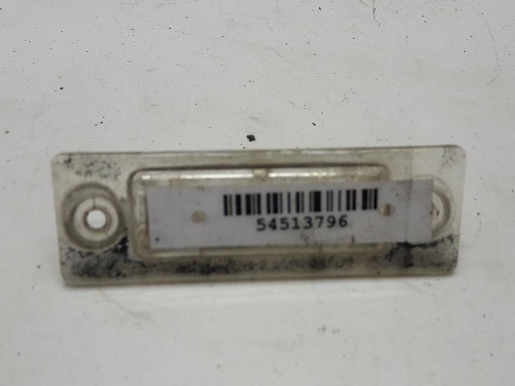 подсветка номера Volkswagen Passat B5+ (GP) 2000, 2.0 л., бензин, МКПП, синий, седан, 3B5943021
