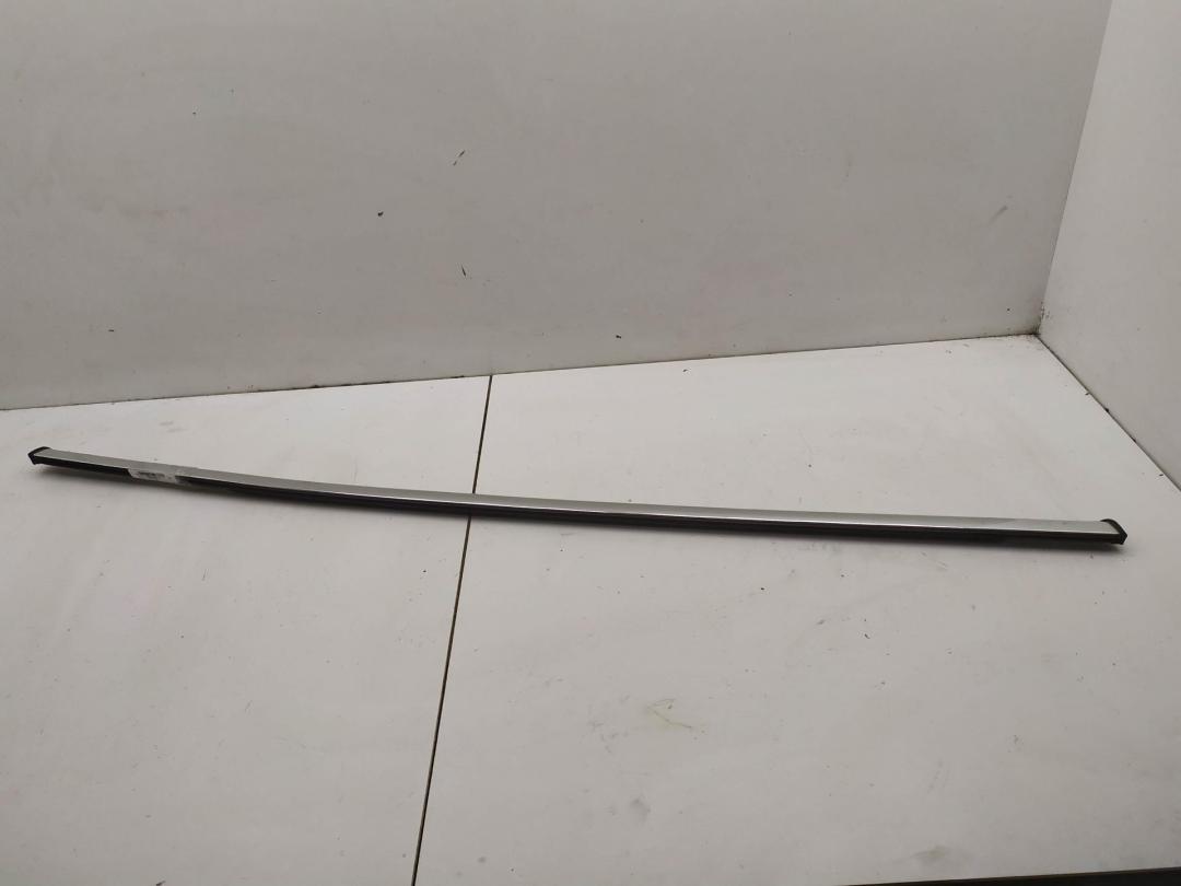 Молдинг стекла двери задней правой наружный Opel Vectra C 2002, 3.2 л., бензин, МКПП, красный, хетчбэк 5 дв., 4696630117