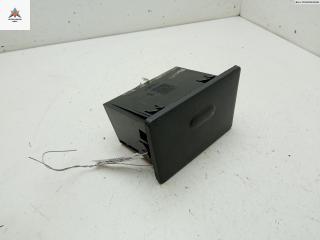 пепельница Saab 900 2 поколение 1994, 2.0 л., бензин, АКПП, чёрный, хетчбэк 3 дв., 17500406001-1