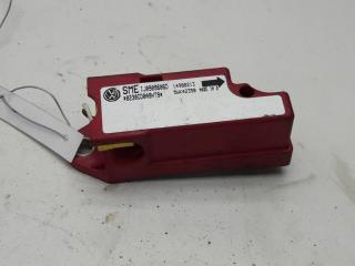 датчик AirBag Volkswagen Golf 4 поколение 1998, 1.4 л., бензин, МКПП, серый, хетчбэк 5 дв., 1J0909606D