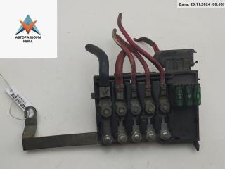 клемма аккумулятора плюс Volkswagen Bora 1 поколение 1998, 2.3 л., бензин, МКПП, зелёный, седан