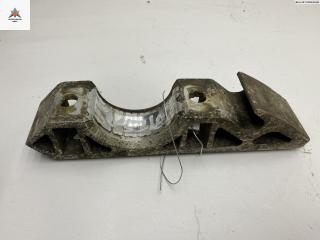 крепление стабилизатора / втулки стабилизатора Audi Q7 4L 2007, 3.0 л., дизель, АКПП, чёрный, внедорожник 5 дв., 7L0411063B