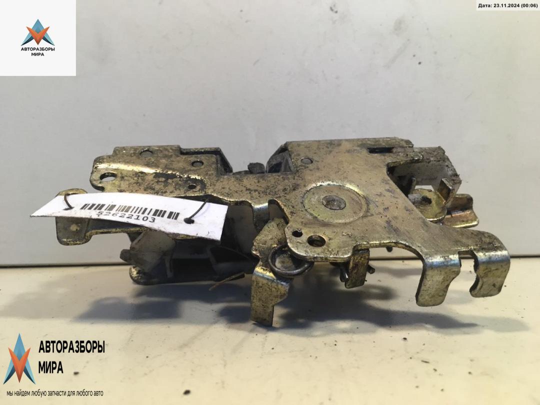 замок двери передней левой Mercedes-Benz Vito-1 W638 2000, 2.2 л., дизель, МКПП, синий, микроавтобус - фото №1