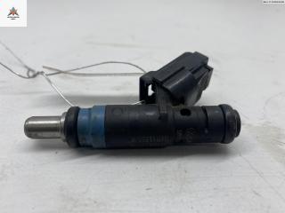 форсунка Audi A4 B6 2002, 2.0 л., бензин, МКПП, серый, седан, 06B133551K