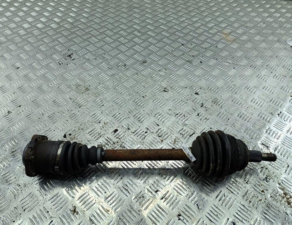 полуось передняя левая (приводной вал, ШРУС) Volkswagen Golf-4 2003, 1.6 л., бензин, МКПП, чёрный, хетчбэк 5 дв.