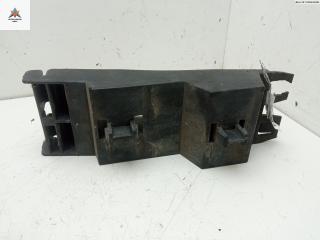 кронштейн переднего бампера Saab 900 2 поколение 1994, 2.0 л., бензин, АКПП, чёрный, хетчбэк 3 дв., 4248639