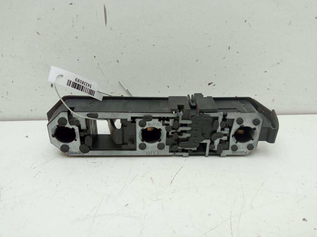 Плата фонаря заднего правого Volvo V70 1 поколение 1999, 2.5 л., бензин, АКПП, серый, универсал, 3512419 - фото №1