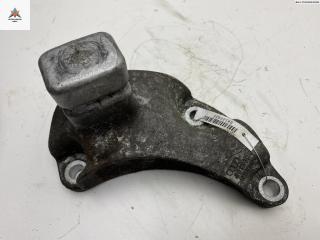 кронштейн двигателя Audi A6 4F/C6 2005, 3.0 л., дизель, АКПП, чёрный, седан, 4F0199343M