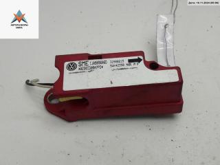 датчик AirBag Volkswagen Golf 4 поколение 1998, 1.6 л., бензин, МКПП, синий, хетчбэк 3 дв., 1J0909606D