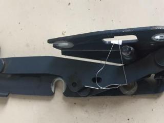 петля крышки багажника Audi A6 4F/C6 [рестайлинг] 2009, серый, седан, 4F5827301D