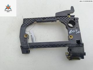 Корпус (держатель) ручки двери передней правой BMW 5 серия E39 [рестайлинг] 2000, 2.5 л., бензин, МКПП, синий, универсал, 8236644