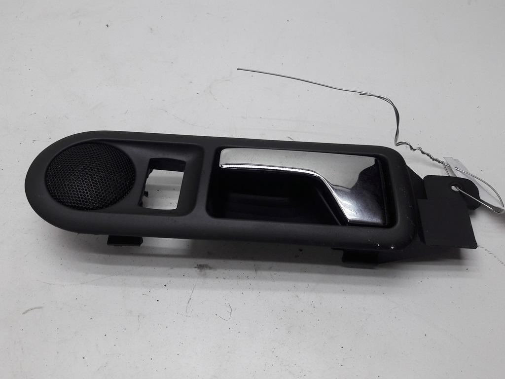 ручка внутренняя задняя левая Volkswagen Passat B5+ (GP) 2003, 1.8 л., бензин, АКПП, серый, универсал, 3J4839113C