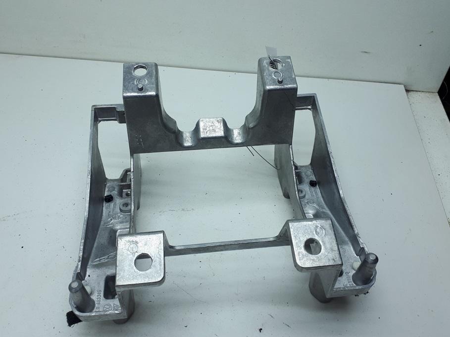 кронштейн (крепление) Volkswagen Touareg 1 поколение 2003, 4.2 л., бензин, АКПП, синий, внедорожник 5 дв., 7L0863345 - фото №1