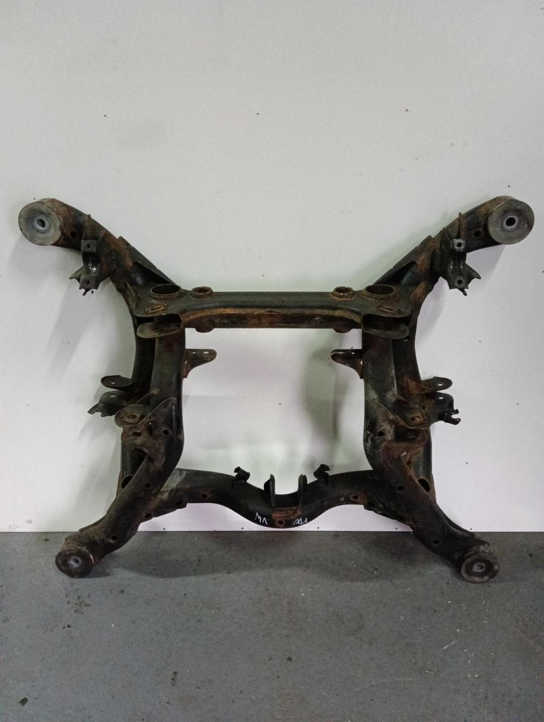 подрамник передний Porsche Cayenne 2003, 4.5 л., бензин, АКПП, чёрный, внедорожник 5 дв.