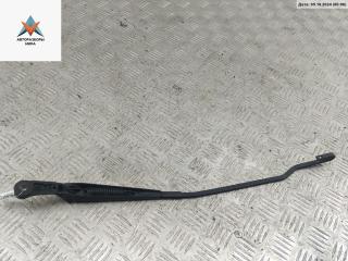 Щеткодержатель (поводок стеклоочистителя) передний Volkswagen Passat B5 1999, 1.6 л., бензин, МКПП, серый, универсал