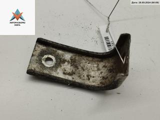 кронштейн радиатора Audi A8 D2/4D 1996, 4.2 л., бензин, АКПП, серый, седан, 4D0863843B