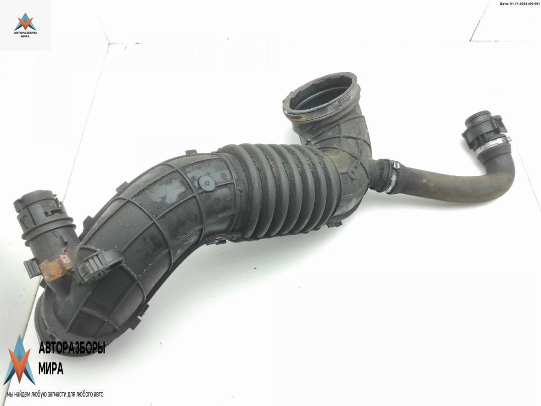 патрубок турбины BMW 3 серия F30/F31/F34 2013, 2.0 л., дизель, 7810745 - фото №1
