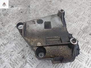 кронштейн компрессора кондиционера BMW 5 серия E60/E61 2003, 3.0 л., бензин, МКПП, синий, седан, 64557512556