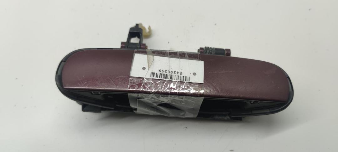ручка наружная задняя правая Audi A6 C5 1997, 2.4 л., бензин, МКПП, красный, седан, 4B2837886A