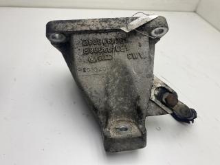 кронштейн двигателя Audi A6 4B/C5 [рестайлинг] 2003, 2.5 л., дизель, АКПП, серый, универсал, 4B0199306B