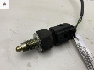 Датчик включения заднего хода (лягушка) Audi A3 8P/8PA [рестайлинг] 2004, 2.0 л., дизель, МКПП, чёрный, хетчбэк 3 дв.