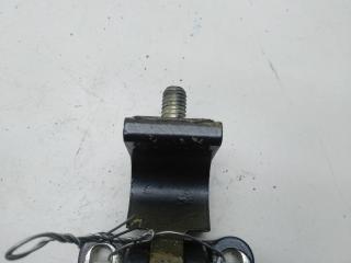 петля крышки багажника Skoda Fabia 2 поколение (5J) [рестайлинг] 2010, серый, хетчбэк 5 дв., 5J0827301