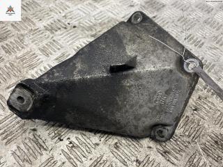 кронштейн двигателя Audi A6 4B/C5 2000, 2.5 л., дизель, АКПП, чёрный, универсал, 4B0199307C