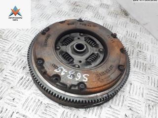 маховик Volkswagen Golf 4 поколение 2000, 1.4 л., бензин, МКПП, чёрный, хетчбэк 5 дв.