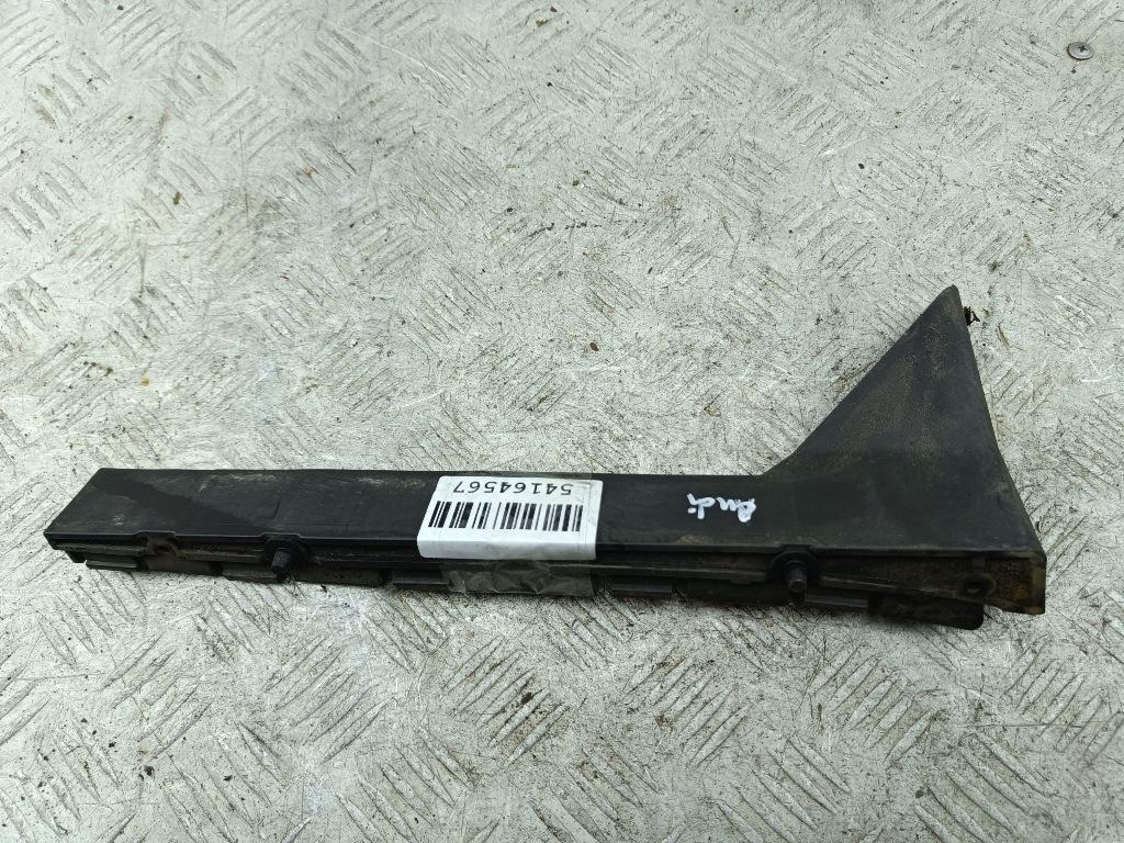 кронштейн заднего бампера Audi A8 D3 2006, 3.0 л., дизель, АКПП, чёрный, седан, 4E0807572A
