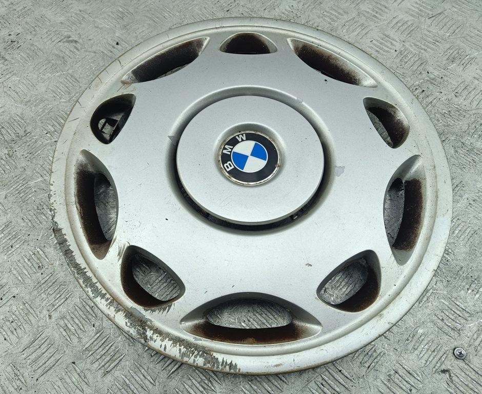 колпак колесный BMW 3 E36 1995, 1.8 л., бензин, МКПП, красный, седан, 36131180104