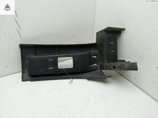 кронштейн переднего бампера Volvo S40 1 поколение [рестайлинг] 2001, 1.8 л., бензин, МКПП, зелёный, универсал, 888131