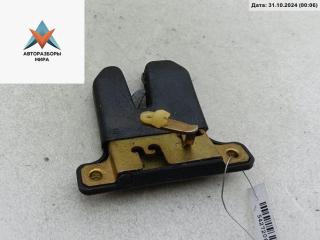 замок багажника Audi A4 B5 1996, седан, 811905115