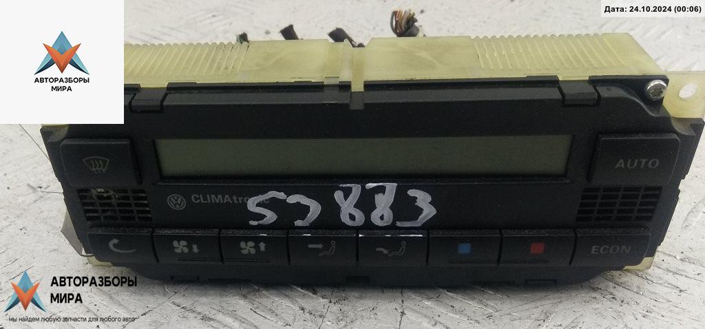 блок управления печки / климат-контроля Volkswagen Bora 1 поколение 1999, 1.9 л., дизель, МКПП, серый, седан - фото №1