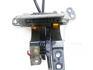 петля крышки багажника BMW 5 серия E60/E61 2004, серый, универсал, 7061384