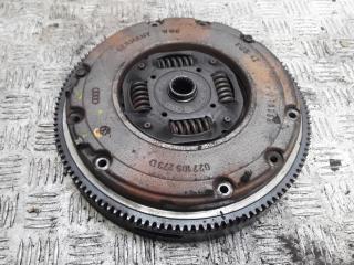 маховик Volkswagen Bora 2000, 1.4 л., бензин, МКПП, белый, седан