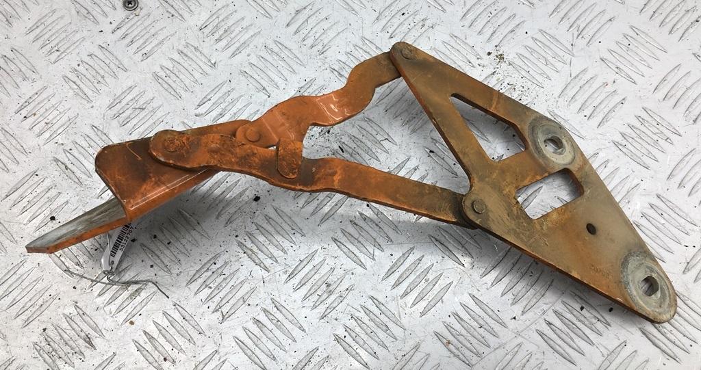 петля капота левая Volkswagen LT 2002, жёлтый, микроавтобус, 2D0823301B