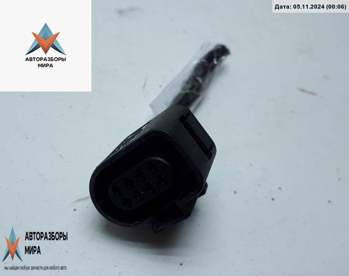 разъем (фишка) проводки Volkswagen Passat B6 2006, 2.0 л., дизель, МКПП, серый, универсал, 1J0973714 - фото №1