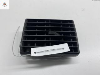 дефлектор обдува салона Audi 80 8C/B4 1992, 2.0 л., бензин, МКПП, зелёный, седан, 893820957