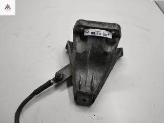 кронштейн двигателя Audi A4 B6 2002, 2.5 л., дизель, АКПП, серый, универсал, 8E0199308J