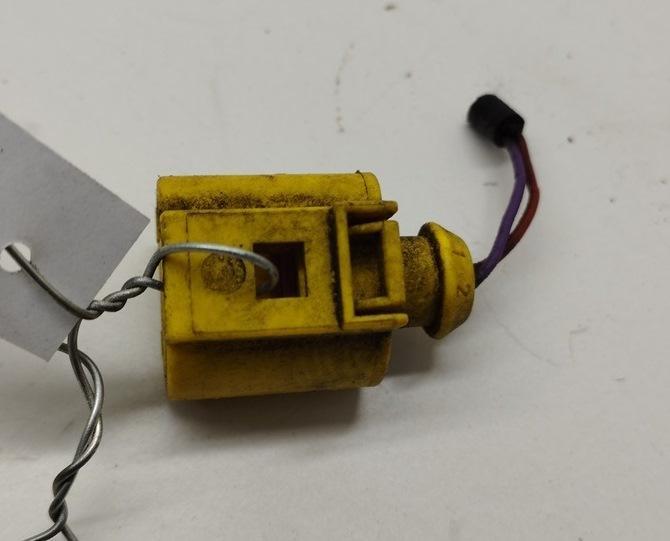 разъем (фишка) проводки Audi A4 B6 2003, 2.5 л., дизель, МКПП, чёрный, универсал, 3B0973702 - фото №1