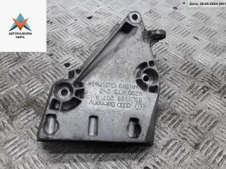 кронштейн двигателя Skoda Roomster 1 поколение [рестайлинг] 2010, 1.6 л., дизель, МКПП, серый, фургон, 03L199207A