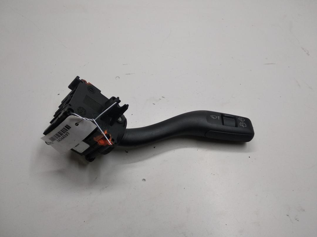 переключатель дворников Audi A4 B6 2002, 2.5 л., дизель, МКПП, чёрный, универсал, 8E0953503A