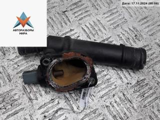 фланец (тройник) системы охлаждения Volkswagen Golf 5 поколение 2008, 1.9 л., дизель, МКПП, чёрный, хетчбэк 3 дв., 03G121132B