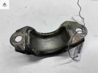 крепление стабилизатора / втулки стабилизатора Audi A4 B7 2005, 2.0 л., дизель, АКПП, чёрный, универсал, 4D0411336C