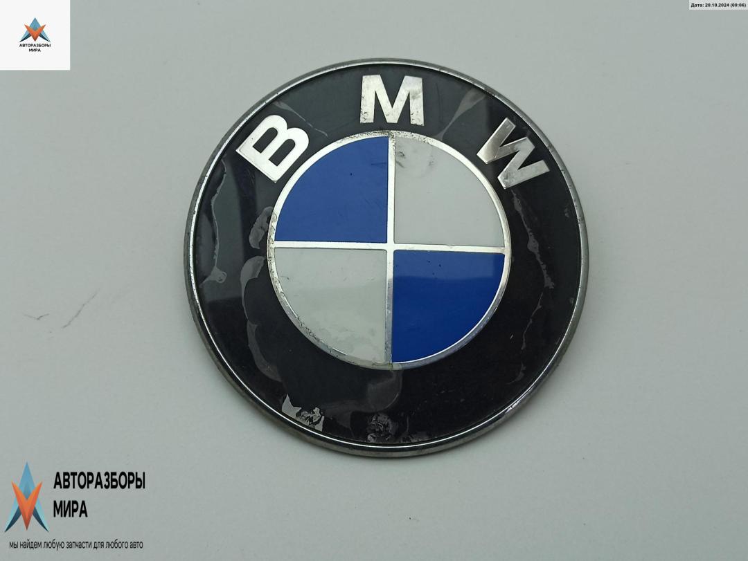 эмблема BMW 5 серия E39 1999, 2.8 л., бензин, МКПП, серый, седан, 8203864 - фото №1
